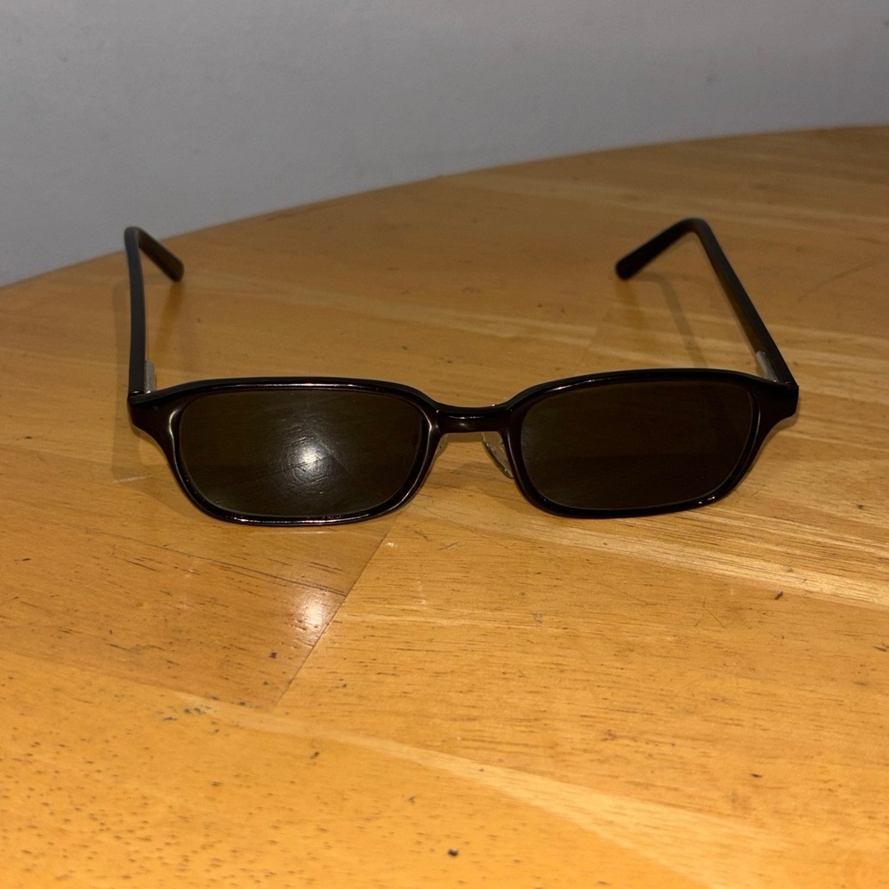 Black casual narrow rectangle sunglasses minimalist retro style